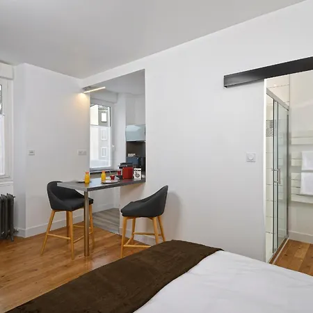 Hyper Centre Rue Valdemaine Apartment Angers Room photo