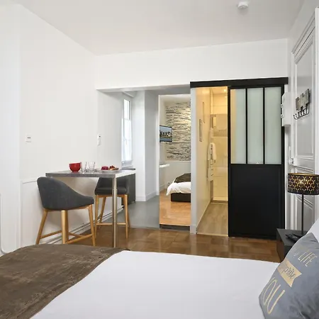 Hyper Centre Rue Valdemaine Apartment Angers Room photo