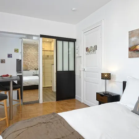 Hyper Centre Rue Valdemaine Apartment Angers Room photo